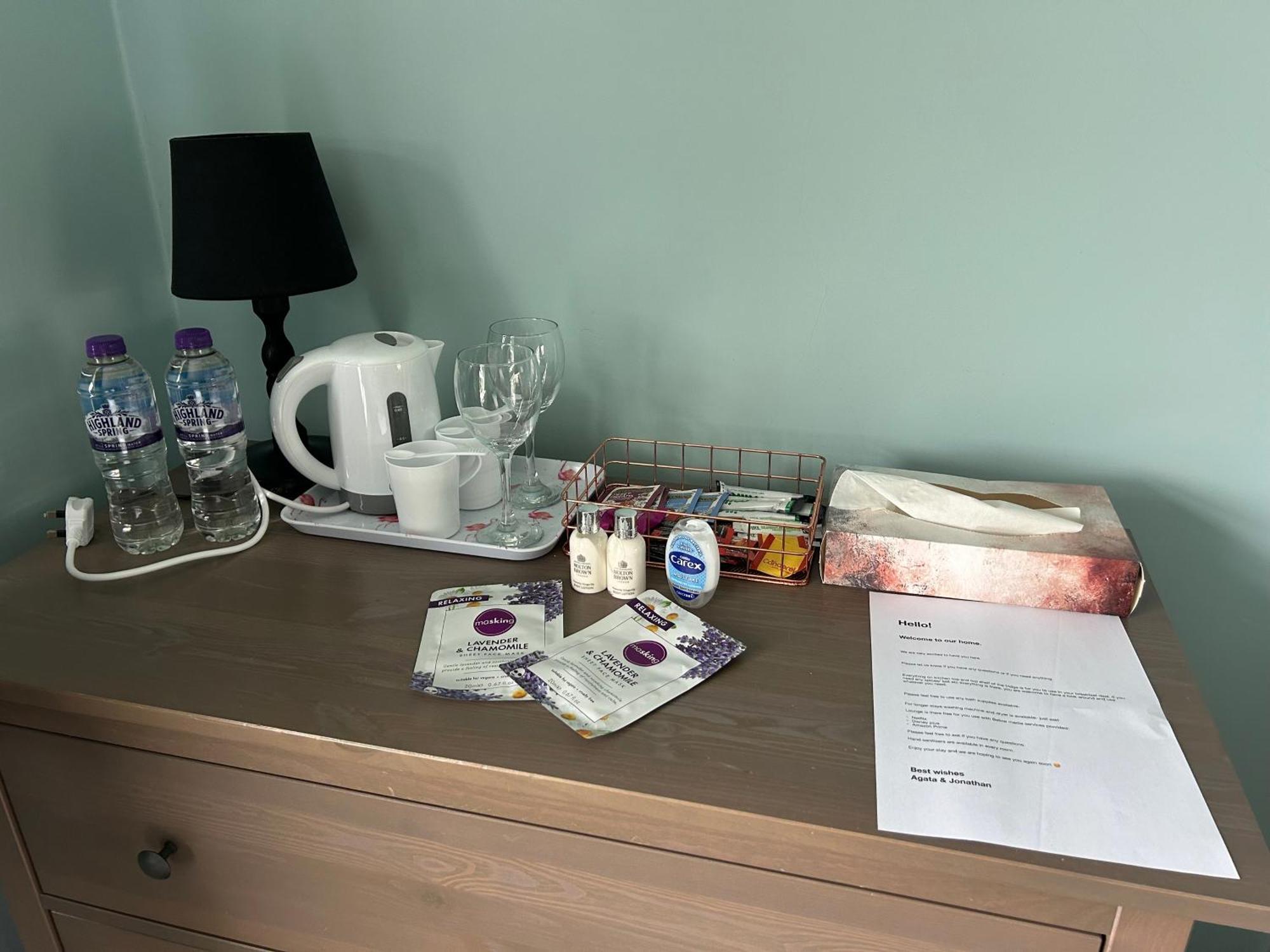 Quiet Double Bedroom With Garden View, Breakfast Hazel Grove Exterior foto